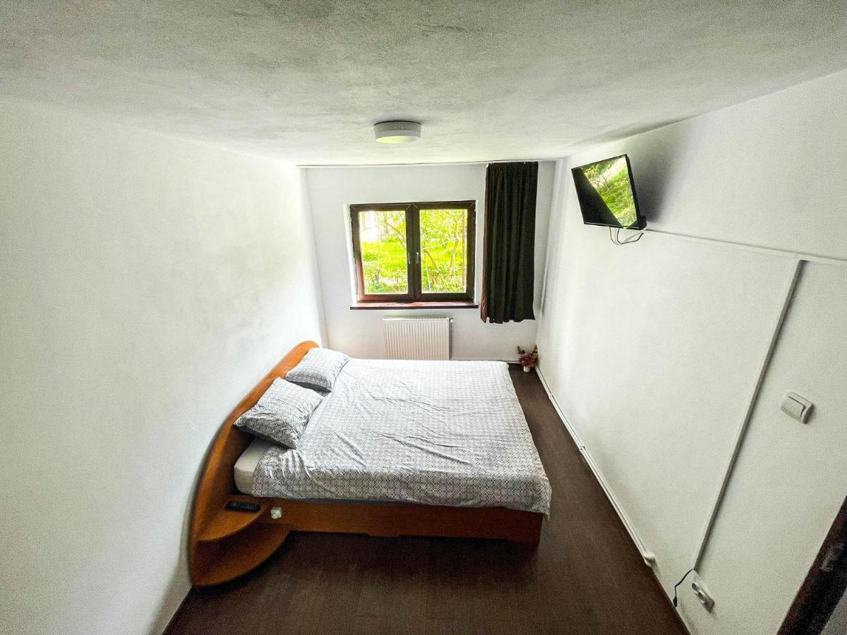 Caragiale Residence เดวา ภายนอก รูปภาพ